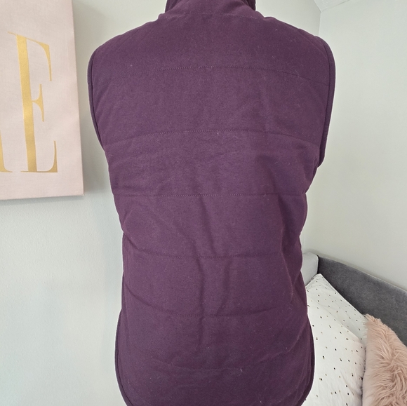 Women's Purple Carhartt Vest, NWT, Size XS - Picture 3 of 3